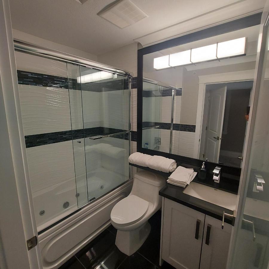 Апартаменти Beautiful Bright 3 Bed Townhouse Ванкувер Екстер'єр фото